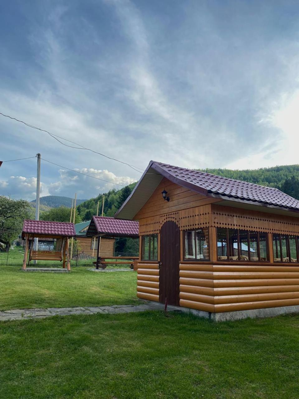 Карпатська Полонина Daire Yaremche Dış mekan fotoğraf